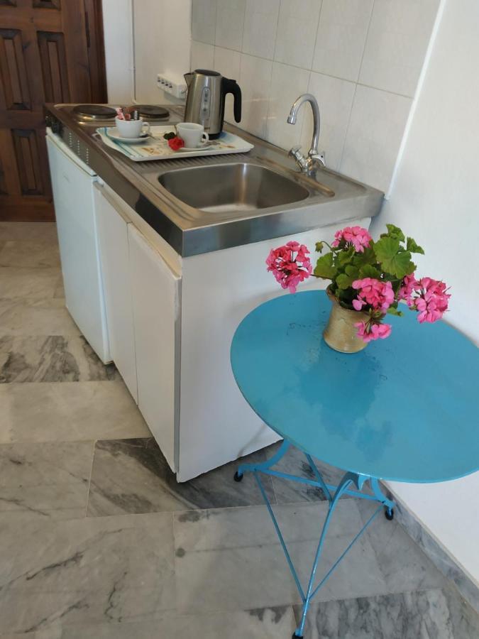 Παραθαλασσια Στουντιο Μιχαλιας Sea View Studio Michalias Agia Marina  Exterior foto