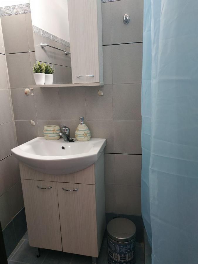 Παραθαλασσια Στουντιο Μιχαλιας Sea View Studio Michalias Agia Marina  Exterior foto